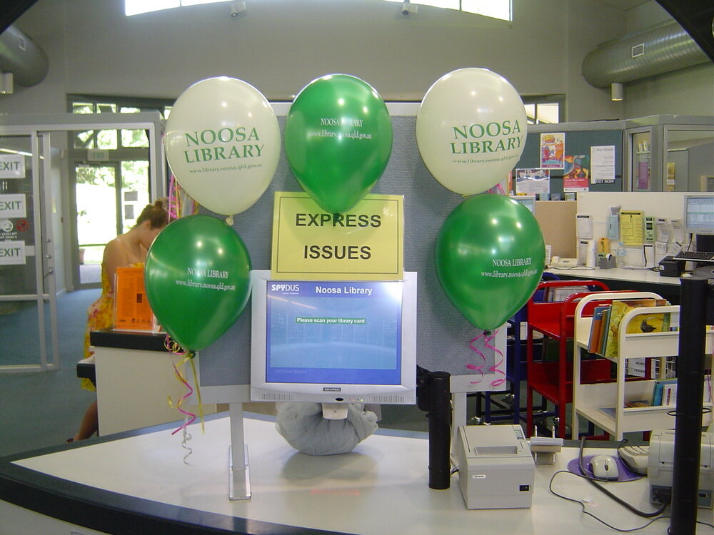 Launch of self issues service, Noosaville Library, April 2006