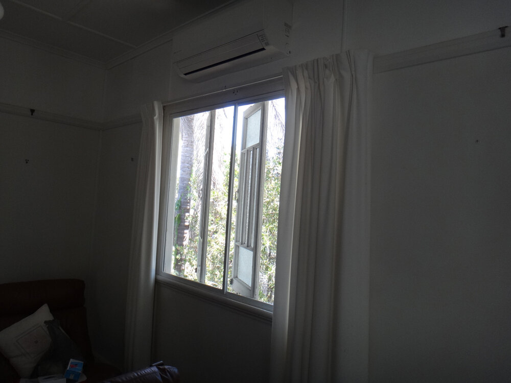 Dwelling interior, 37 Moorindil Street, Tewantin, 9 December 2013