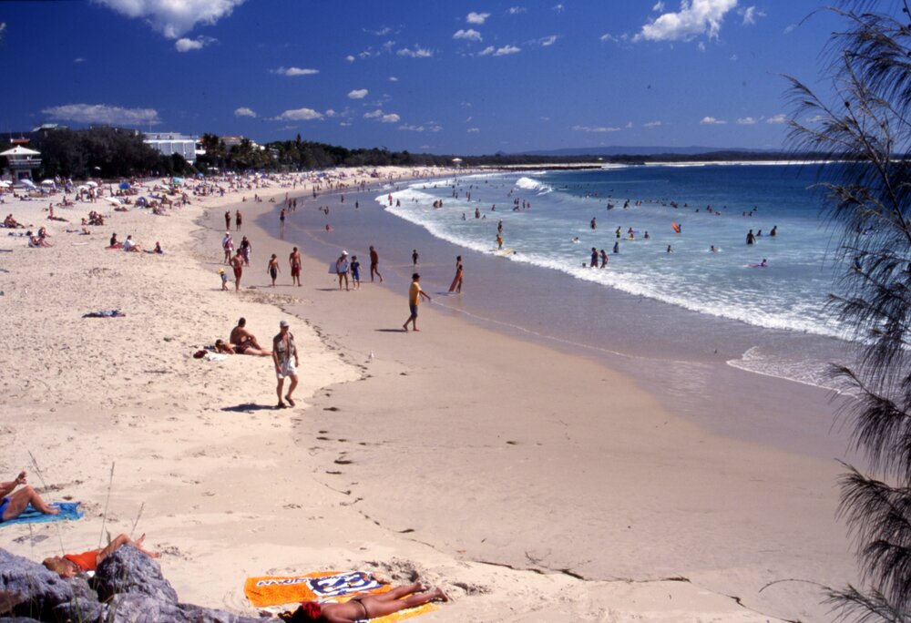 Beachgoers, Noosa Main Beach, Noosa Heads, ca 1990s