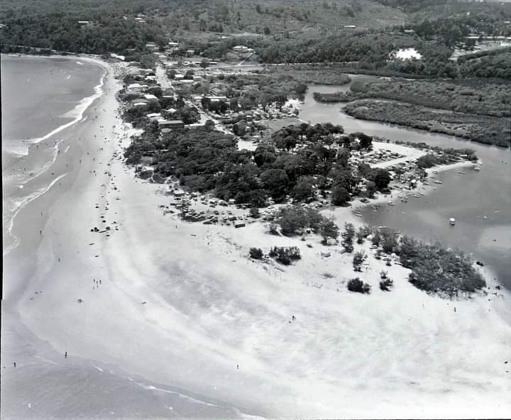 Noosa Main Beach, Noosa Heads, ca 1960s