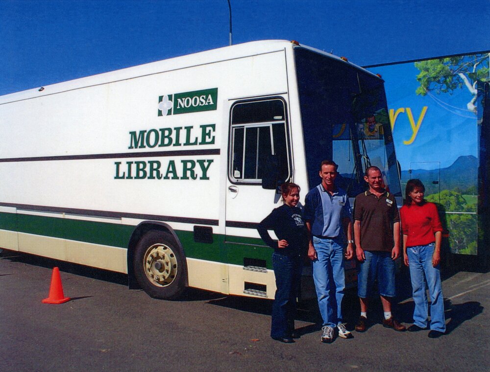 Staff, mobile library vehicles, Noosa Library Service, 2006