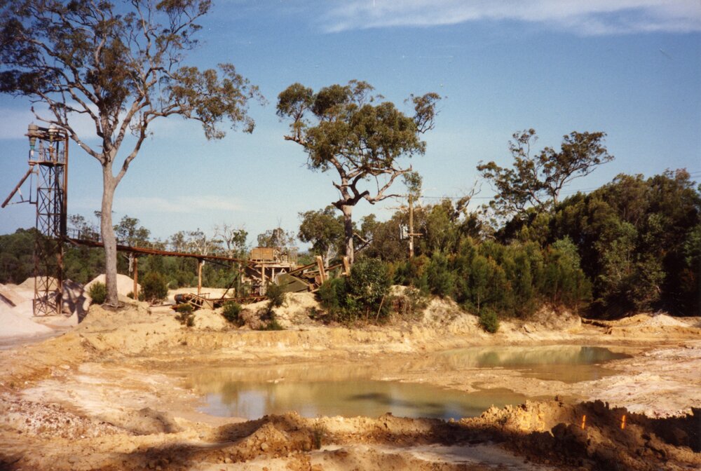 Earthworks, 1 January 1985