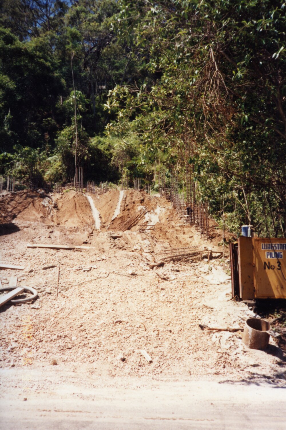 Earthworks, 1 January 1985