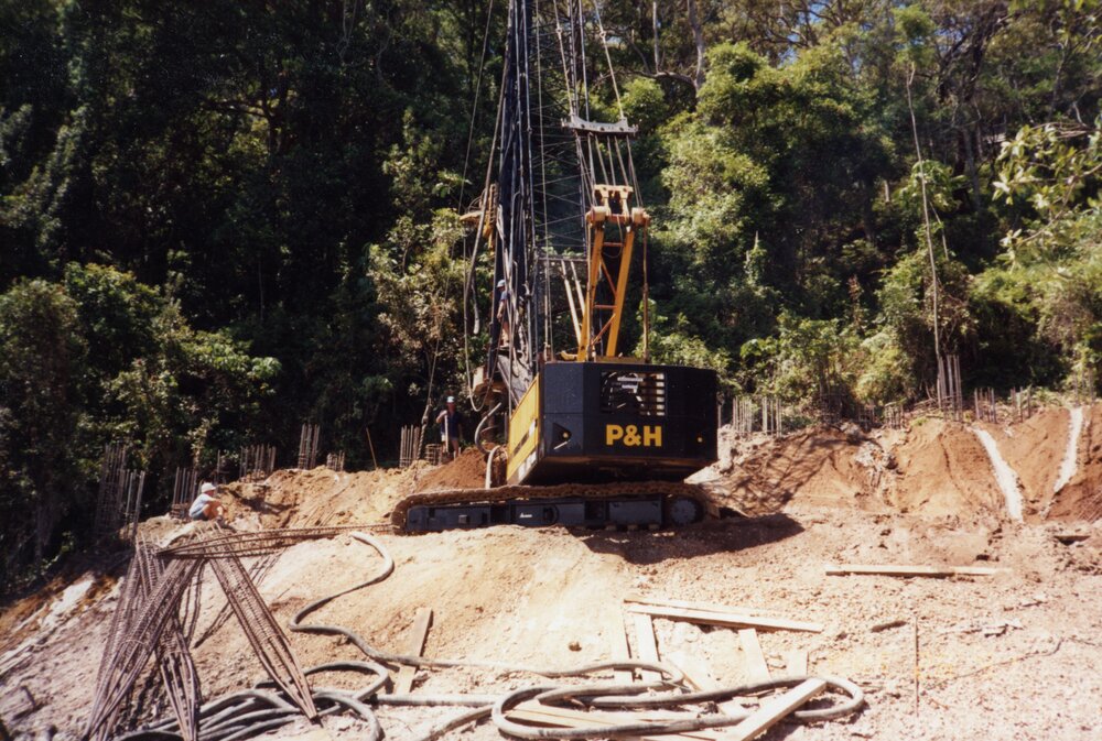 Earthworks, 1 January 1985