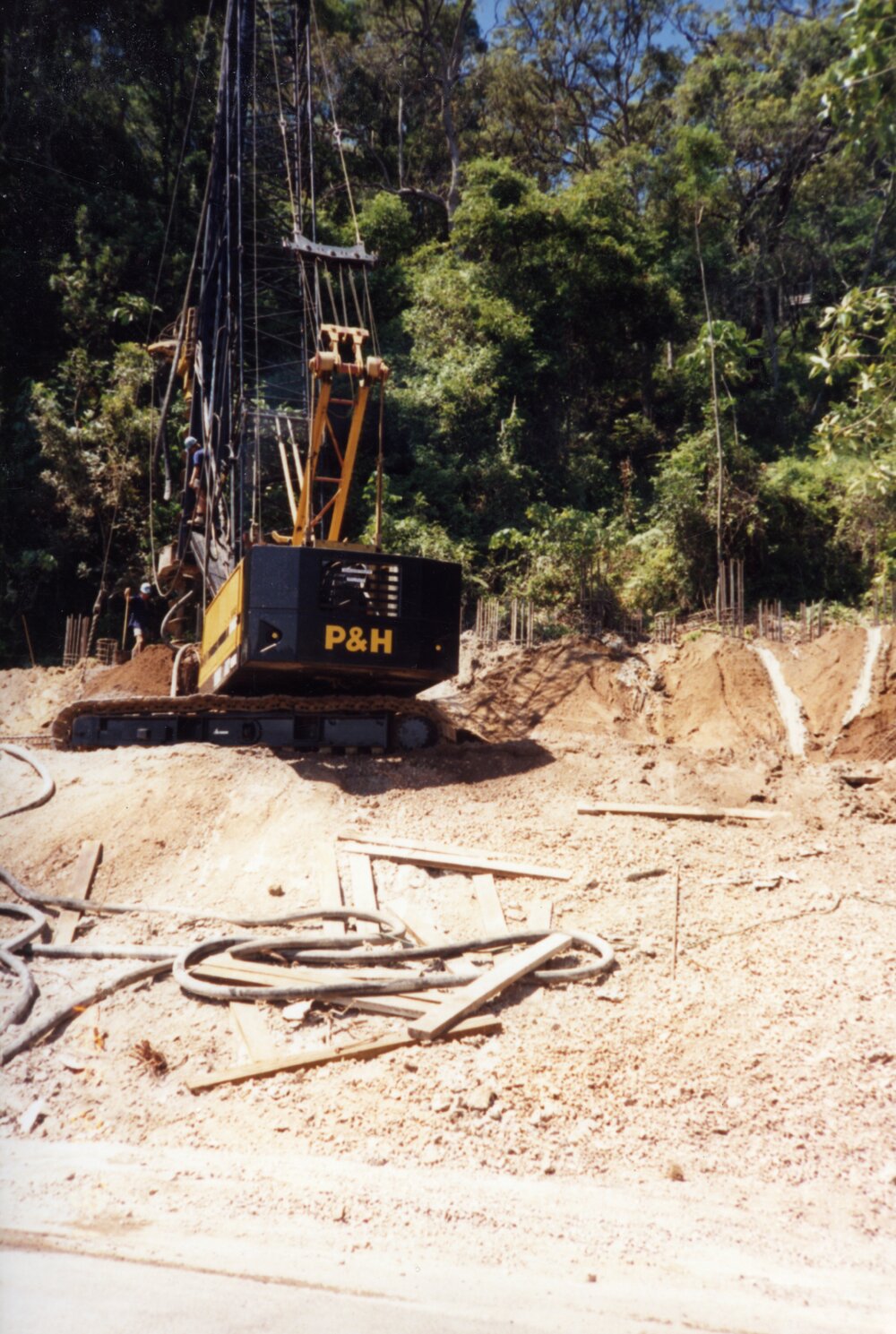 Earthworks, 1 January 1985