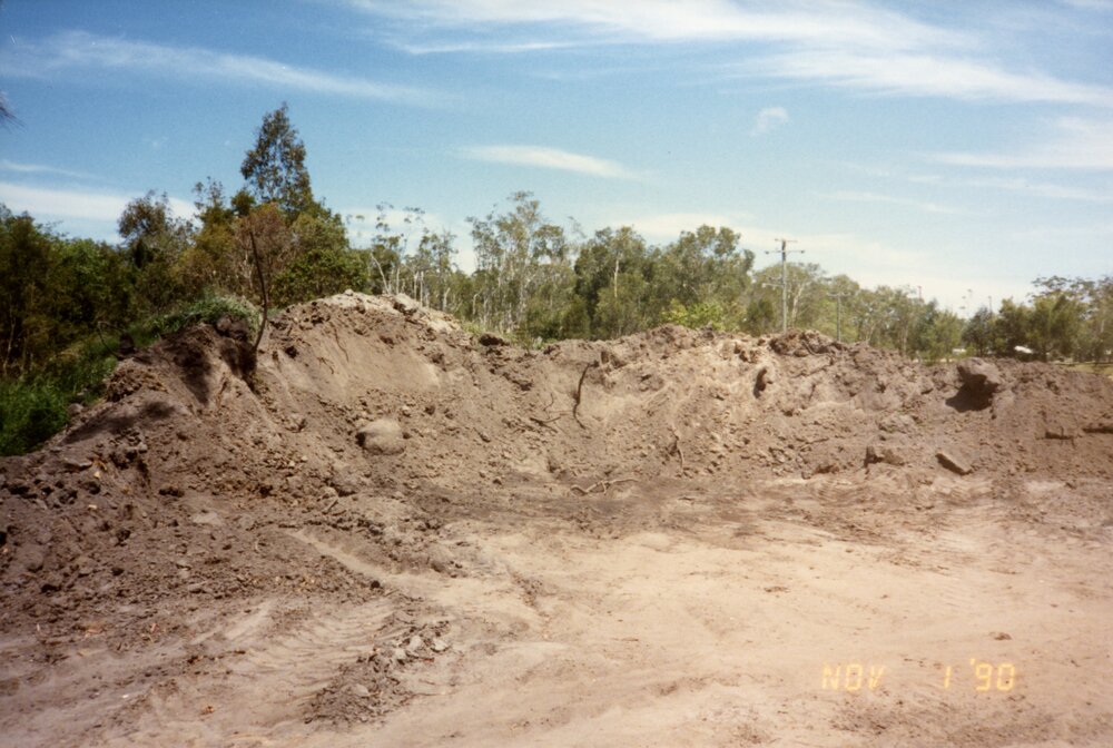 Earthworks, 1 November 1990 