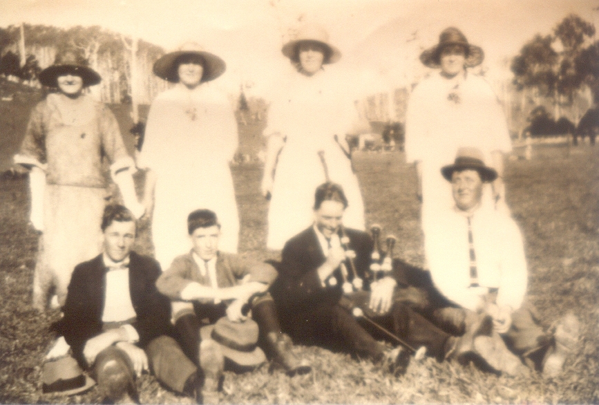 Sports day participants and observers, Cootharaba Sports grounds, Cootharaba, ca 1923