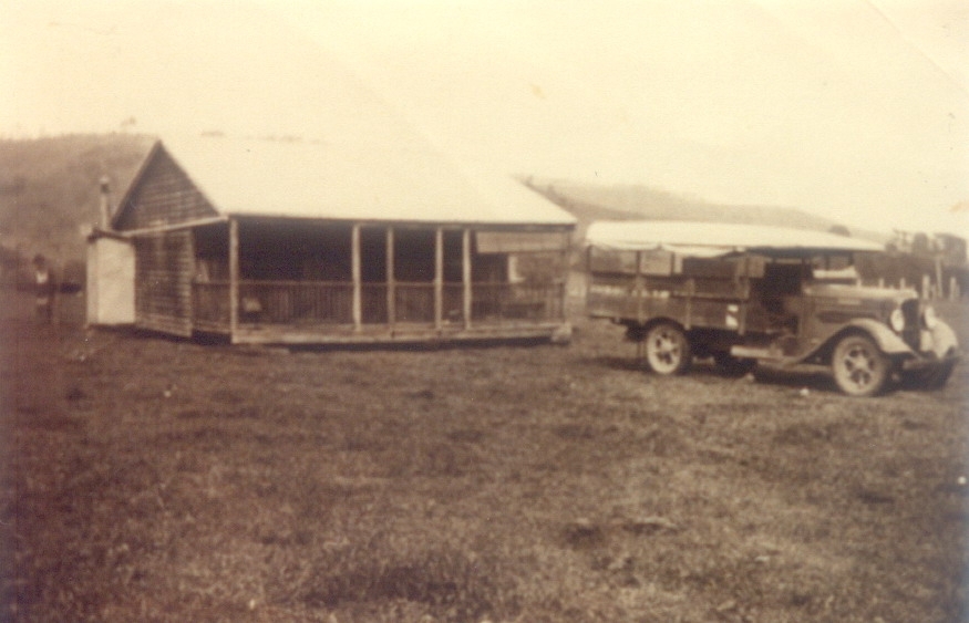 Dwelling, Pinwill Family home, Middle Creek, Federal, ca 1935