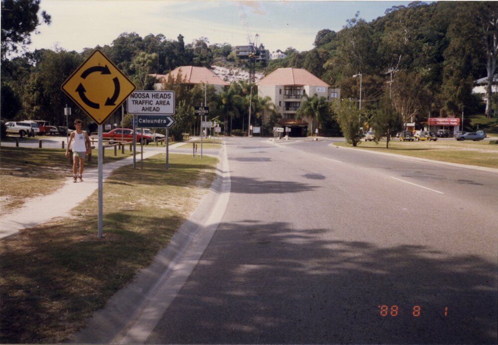 Street view, Noosa Parade, Noosa Heads, 1 August 1988