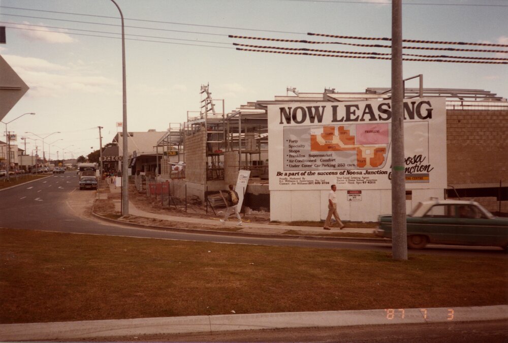 Signage, development, cnr Noosa Drive and Sunshine Beach Road, Noosa Junction, Noosa Heads, 3 July 1987