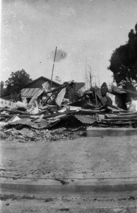 Fire remains, Memorial Avenue, Pomona, 5 September 1939