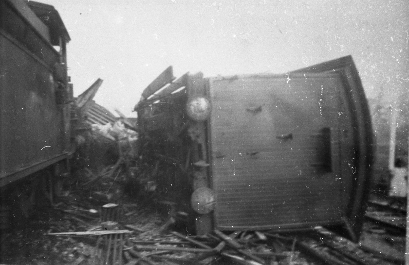 Aftermath, goods train derailment, Pomona Railway yards, Pomona, 30 September 1941