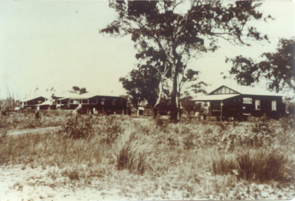 Parkyn&nbsp;holiday cottages and store, Russell Street, Munna Point, Noosaville, 1932
