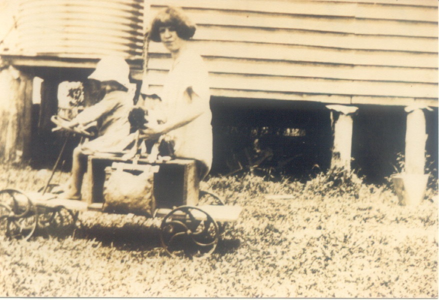 Ivy Robb (sitting) with Aggie Hollis, Pomona, ca 1925