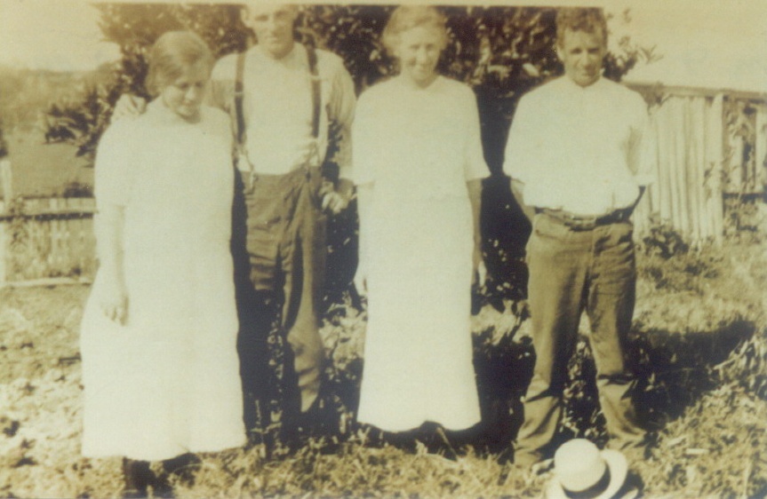 Informal portrait, Ann and George Blanckensee with Jessie and Jack Robb, Skyring Creek, 1920s
