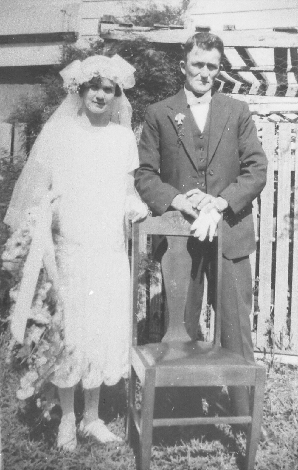Wedding portrait, Mr &amp; Mrs George Low, Pomona, 1930s