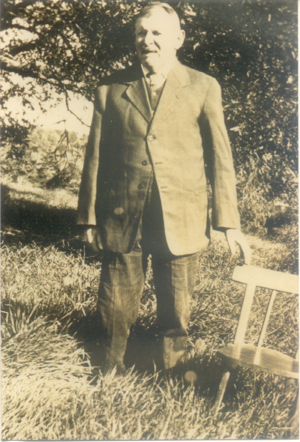 Informal portrait, Mr Albrecht, Skyring Creek, Federal, ca 1926