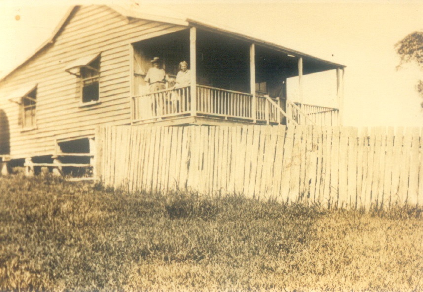 Dwelling, Albrecht Family home, Skyring Creek, Federal, ca 1926