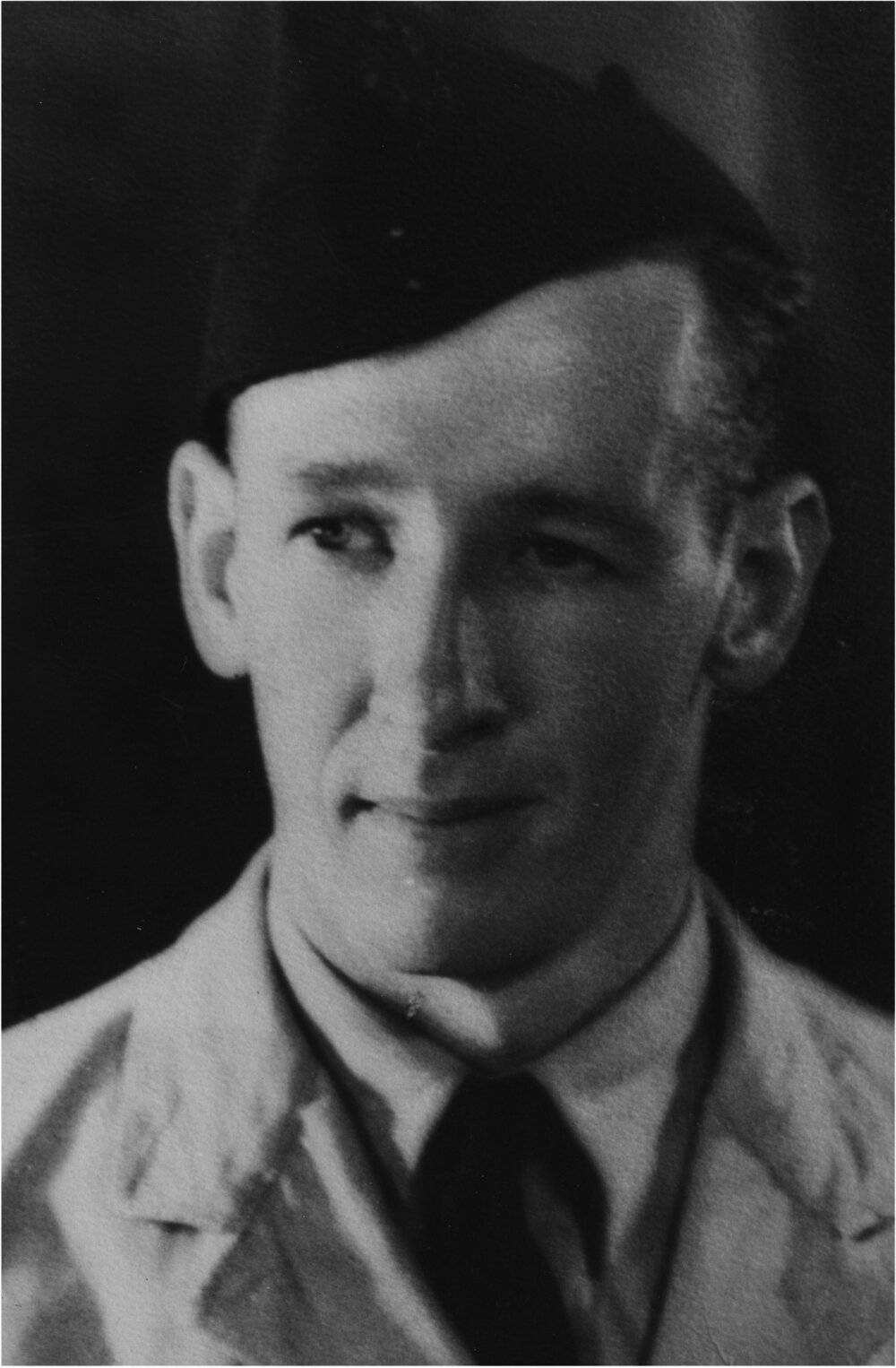 Military portrait, Harry Robb, R.A.A.F, World War II, Sydney, 1940s