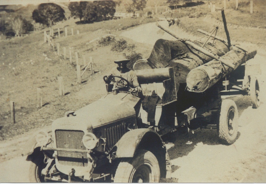 Timber carrier, Bill Houghton, Pomona Range, Kin Kin