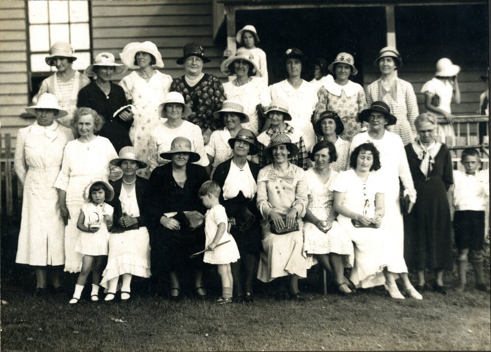 Informal portrait, Tewantin United Guild, School of Arts, Tewantin, ca 1930s