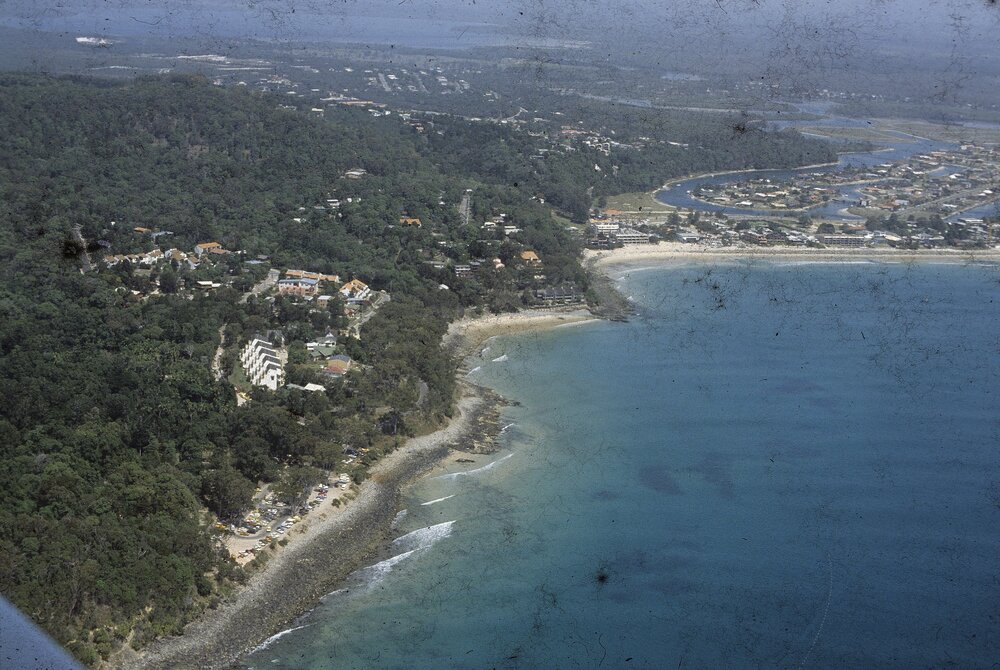 Aerial views, Little Cove and Noosa Main Beach, Noosa Heads, ca 1980s