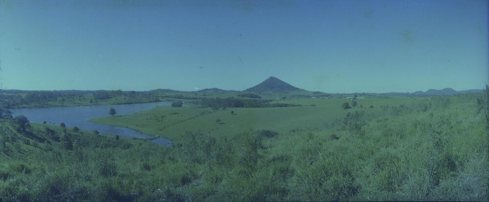 Barry Winter Dwelling, Lake Macdonald