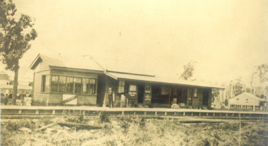 Pomona Railway Station, Railway Parade, Pomona, ca 1920