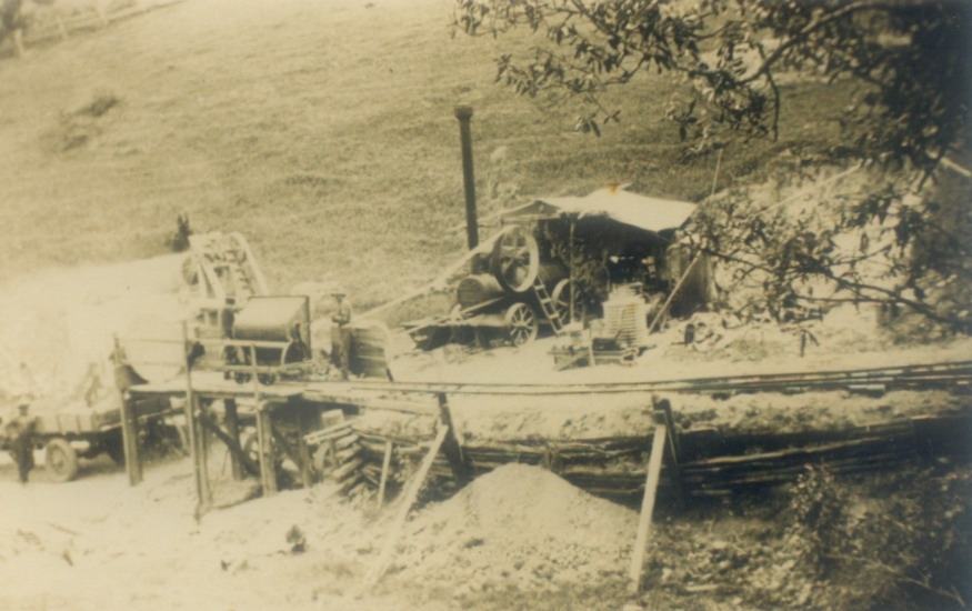 Quarry work, Skyring Creek Road, Federal, ca 1928