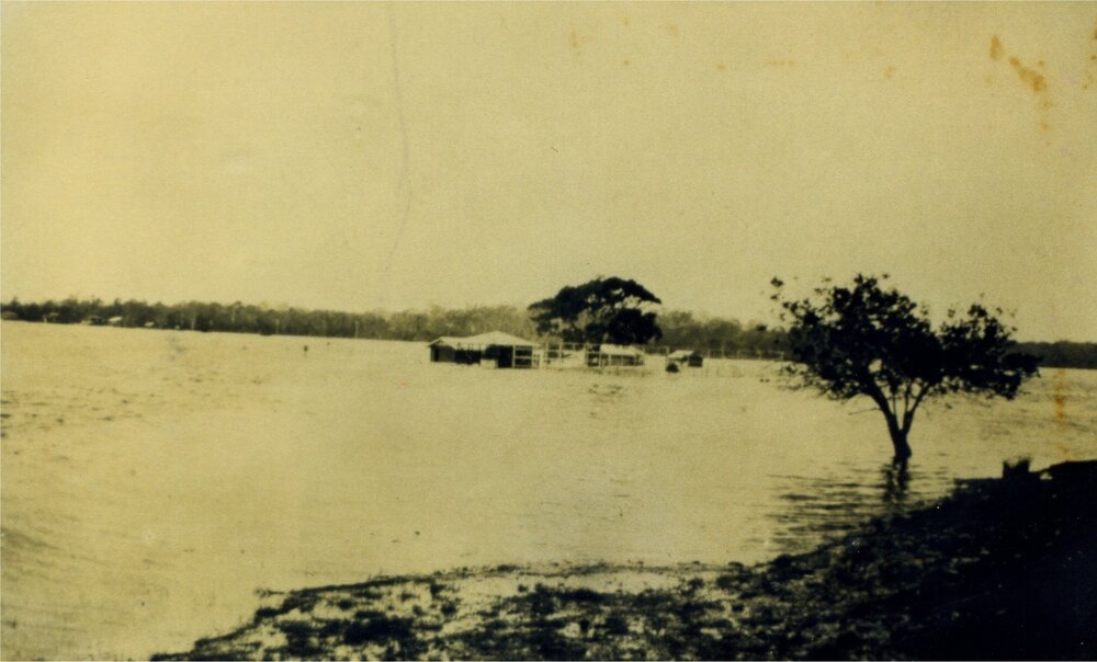 Flooding, Noosa River, Tewantin, ca 1930s