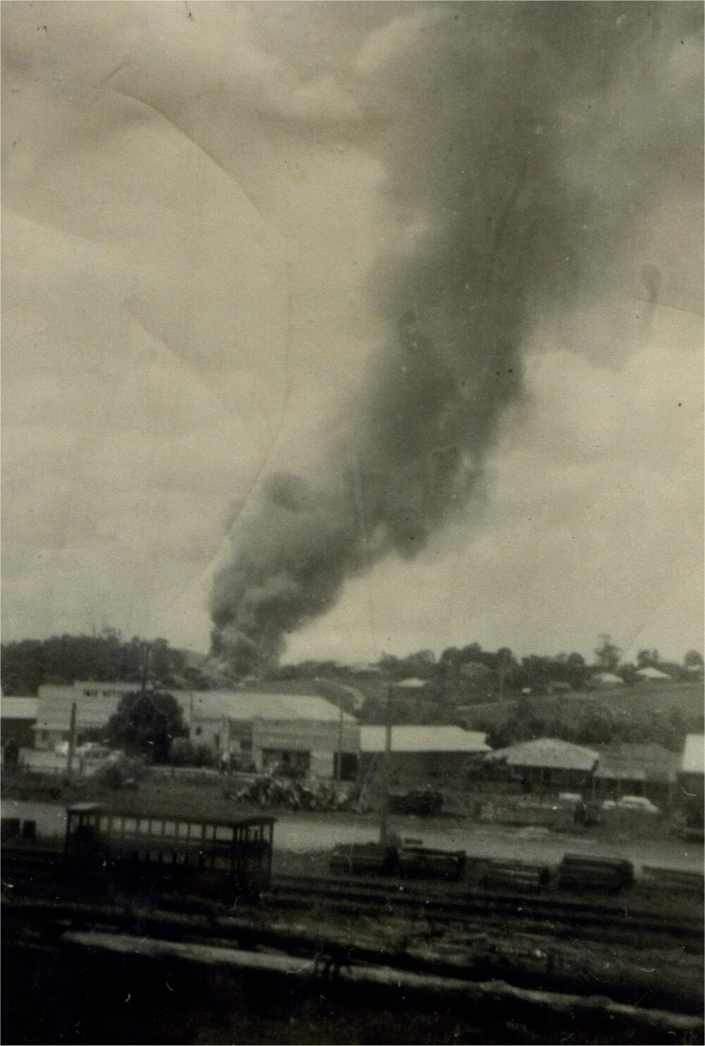 Fire, pavilion, Noosa Showgrounds, Pomona, 14 December 1954