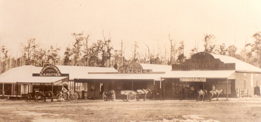 Street views, Memorial Avenue, Pomona, December 1912