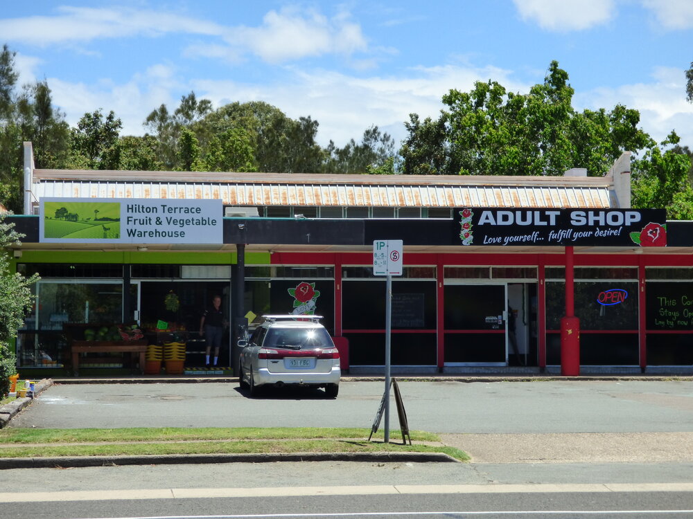 Businesses, Hilton Terrace, Tewantin, 23 November 2011