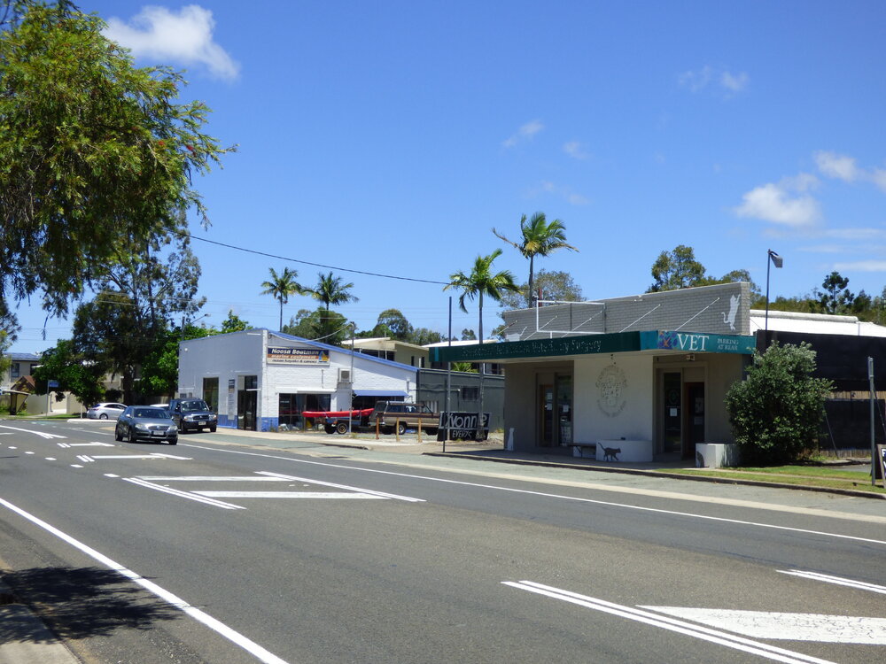Businesses, Hilton Terrace, Tewantin, 23 November 2015
