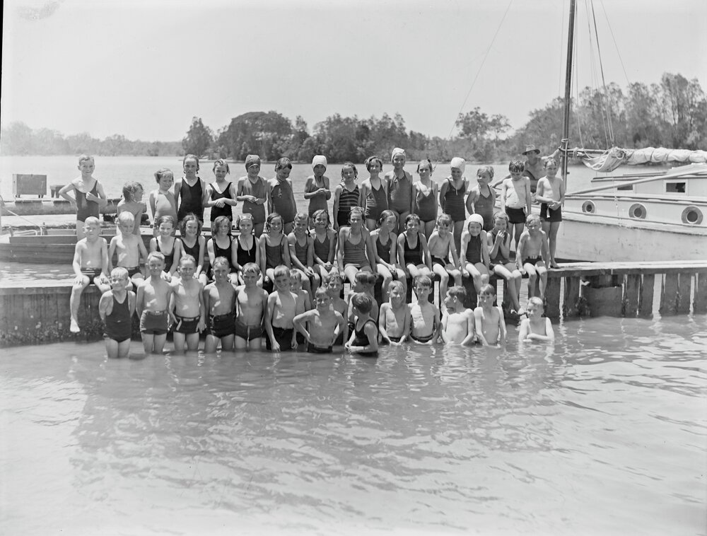 Swimming group, Tewantin State School, Noosa River, Tewantin, 1946