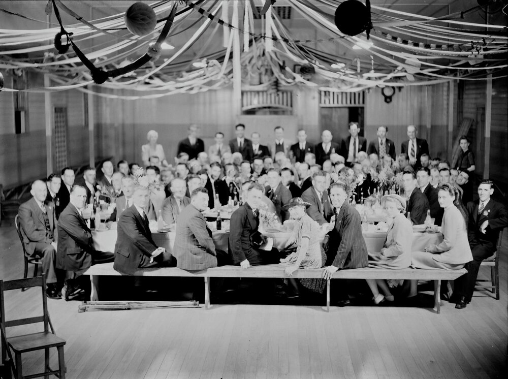 Guests, Returned Soldiers' Dinner, RSL Memorial Hall and School of Arts Tewantin, Tewantin, 25 April 1948
