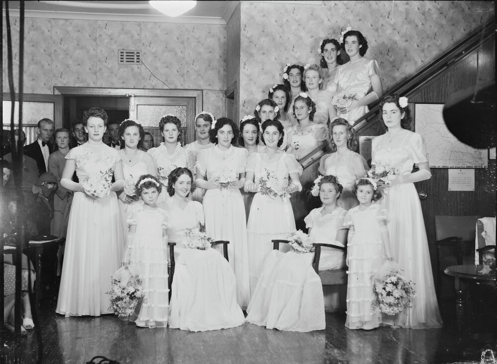 Participants, R.S.L. Debutante Ball participants, Royal Mail Hotel lounge, Tewantin, 30 April 1948