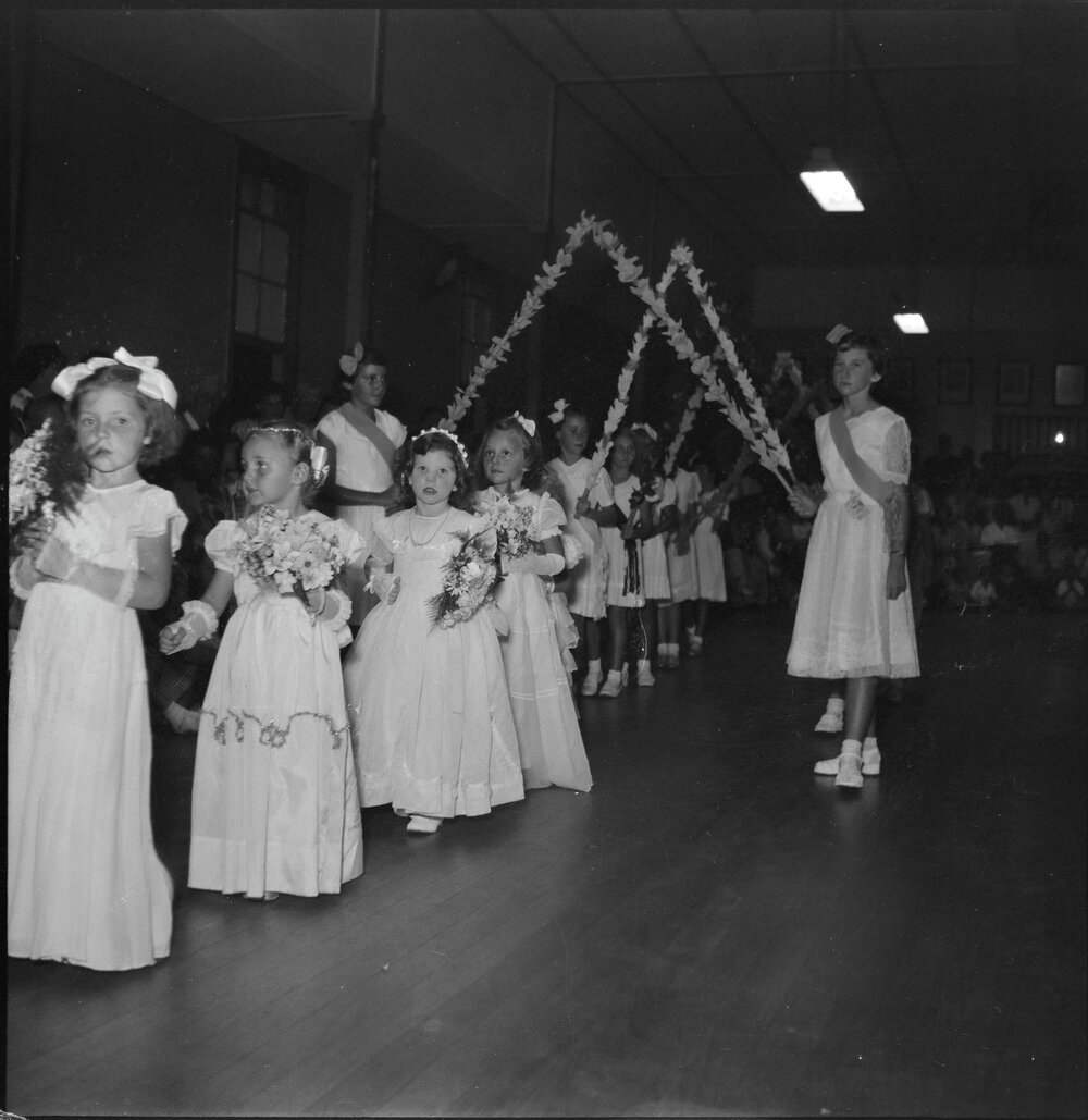 Participants, Children's Debutante Ball, Tewantin, 1952