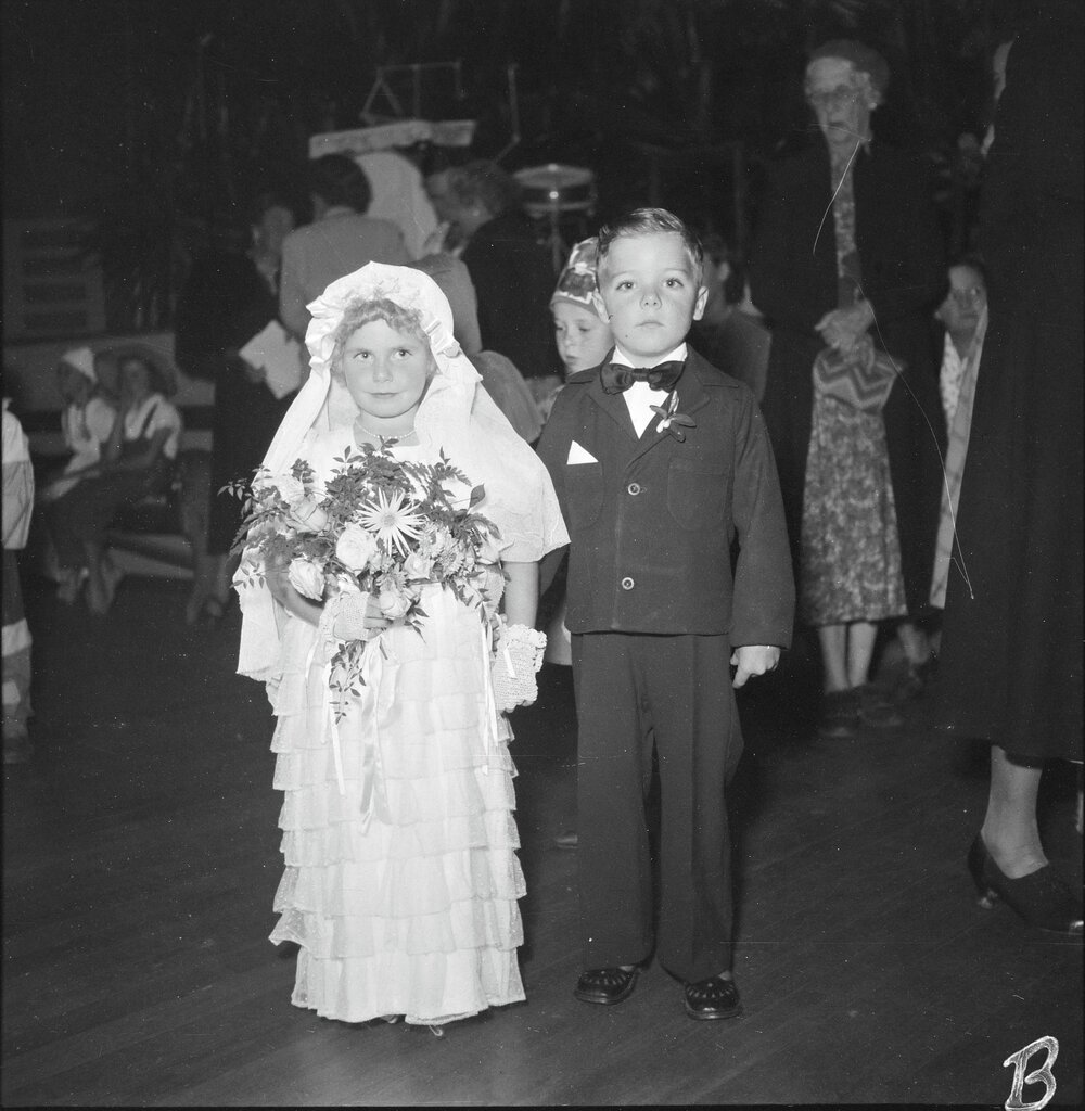 Bride and Groom, Children's fancy dress ball, Tewantin, 1952