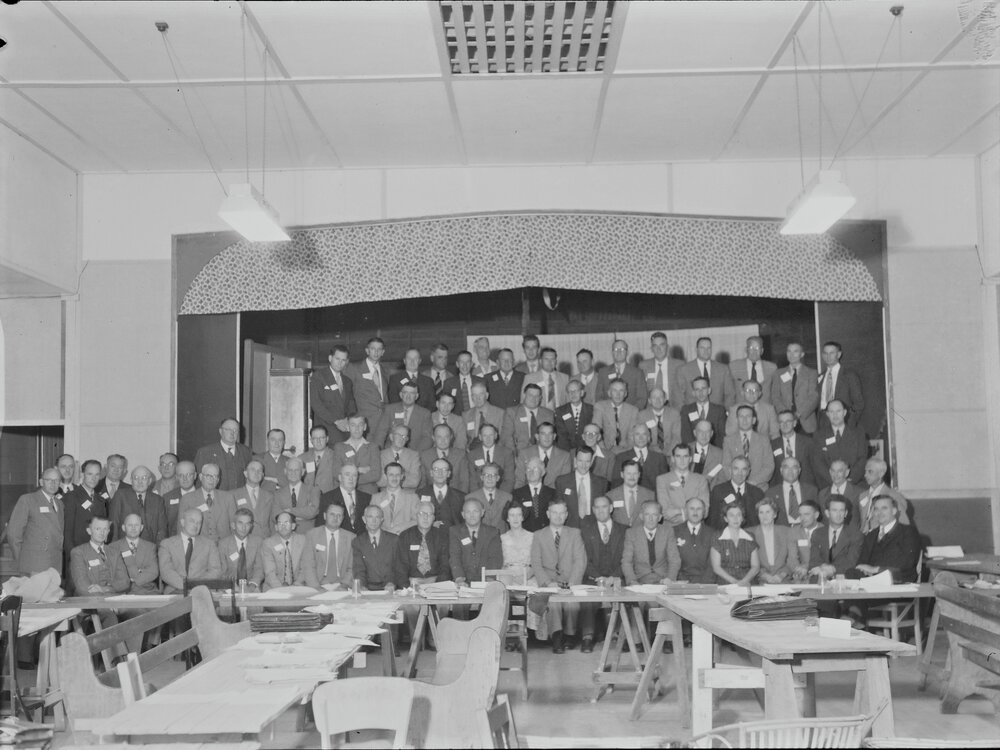 Attendees, ESTIS Timber Conference, Tewantin, 1952