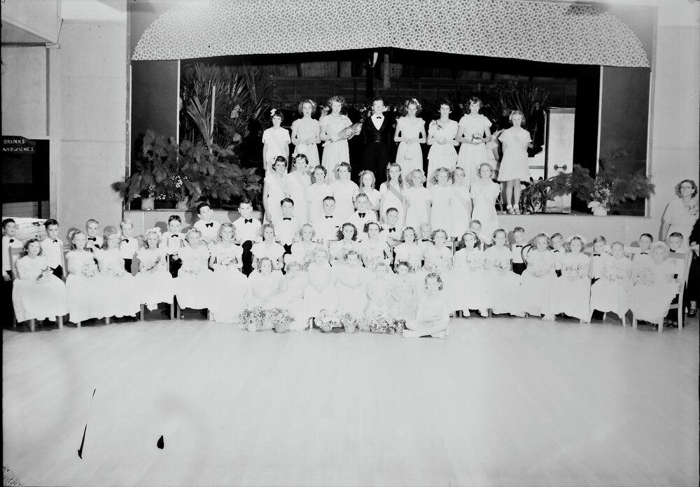 Junior Debutante Ball, RSL Memorial Hall and School of Arts, Tewantin, 1952