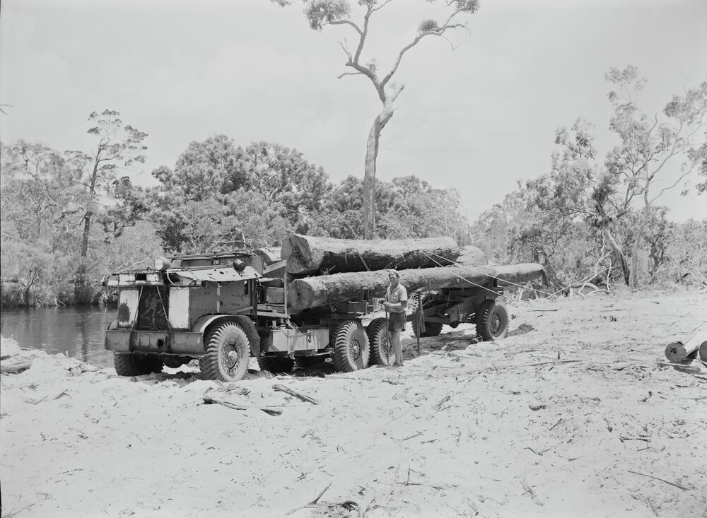 Army DUKW timber transporter, Noosa North Shore, 1954