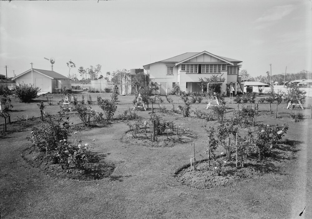 Dwelling and gardens, Nuttals Family, Tewantin, 1955
