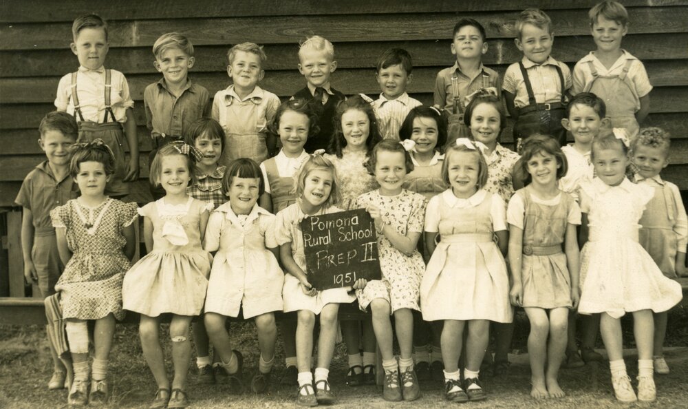 Class photo, Grade Prep 2, Pomona Rural School, Pomona, 1951