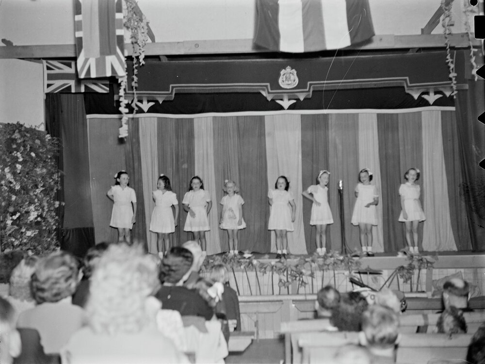 Concert performers, Pomona Memorial School of Arts, 6 Reserve Street, Pomona, 1947