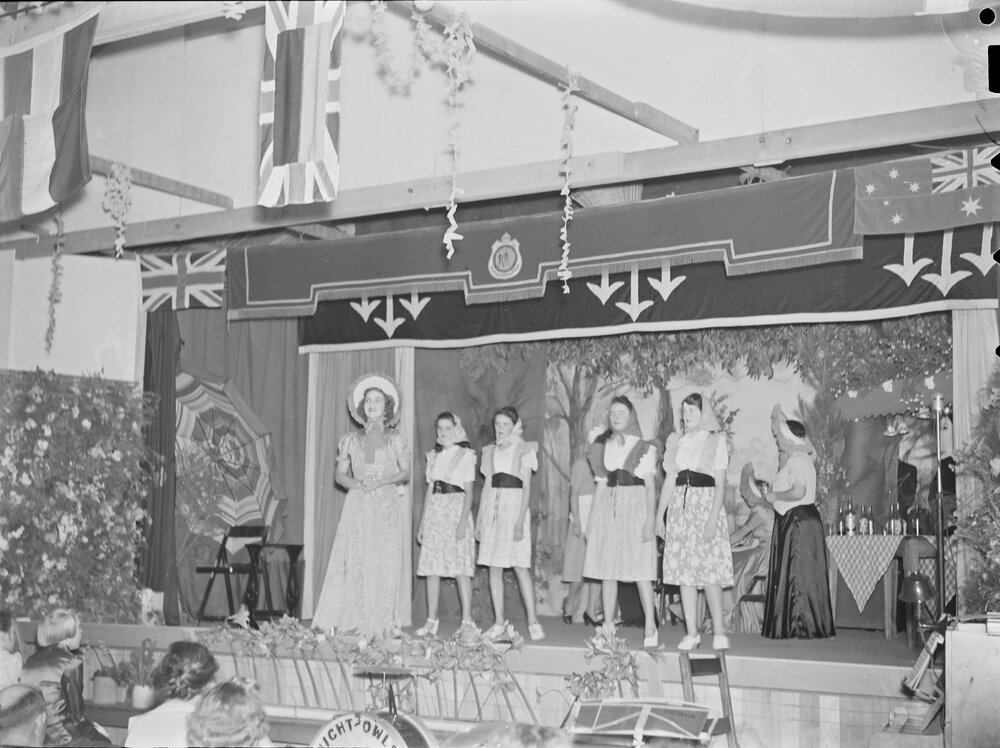 Concert performers, Pomona Memorial School of Arts, 6 Reserve Street, Pomona, 1947