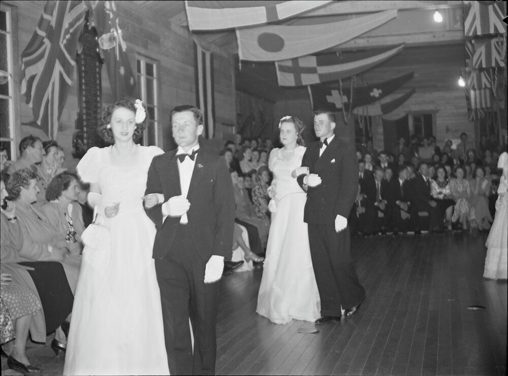 Participants, Noosa Show 'Popular Girl' Ball, Pomona Memorial School of Arts, 6 Reserve Street, Pomona, 5 August 1949