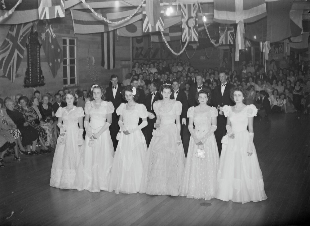 Participants, Noosa Show 'Popular Girl' Ball, Pomona Memorial School of Arts, 6 Reserve Street, Pomona, 5 August 1949