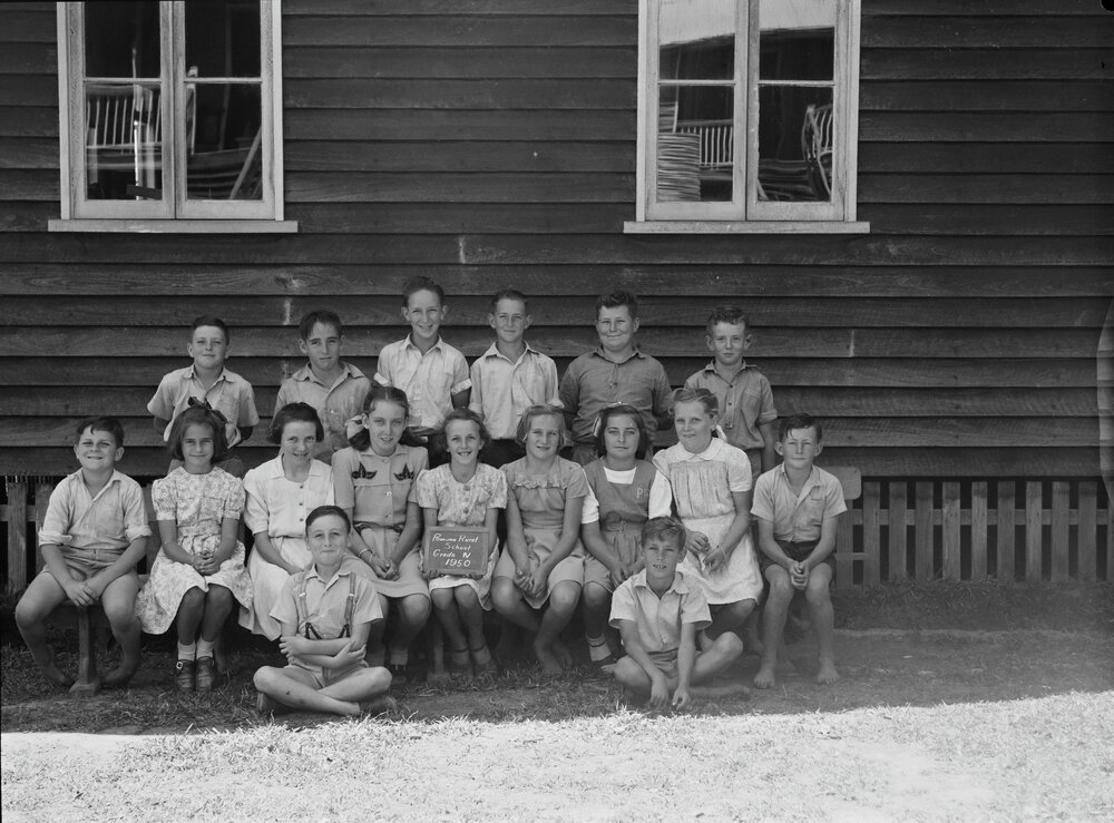 Class photo, Grade 4, Pomona Rural School, Pomona, 1950