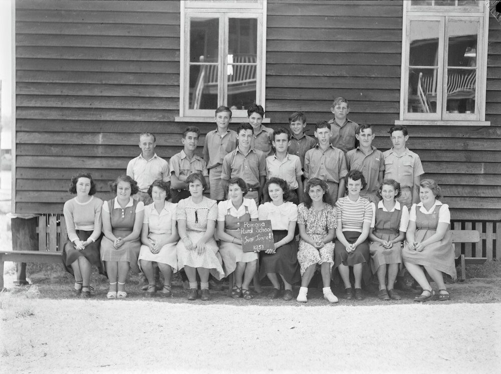 Class photo, Grade Sub Junior, Pomona Rural School, Pomona, 1951